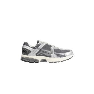 Nike Zoom Vomero 5 Sneakers