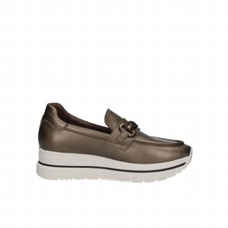 Nero Giardini Womens Bagoya Loafer In Brown