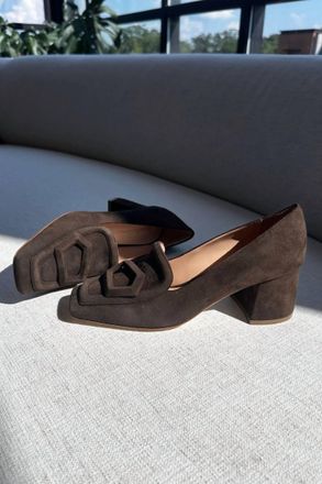Rupert Sanderson Womens Nola Square Toe Heels In Fondente