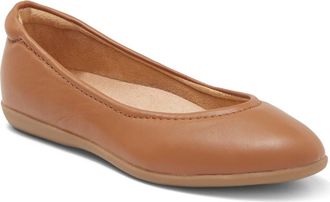 Naturalizer Vivienne Ballet Flat - Wide Width Available in English Tea Lea at Nordstrom Rack, Size 5.5