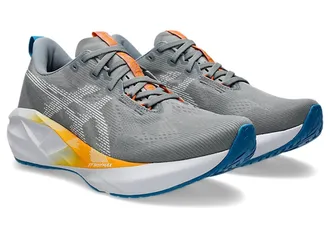 Asics Mens Novablast 5 Shoes In Gravel/white