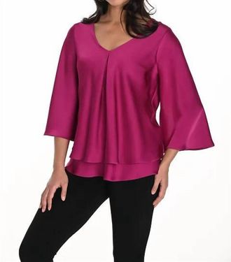 Frank Lyman Design Womens Pleat Front Top In Magenta