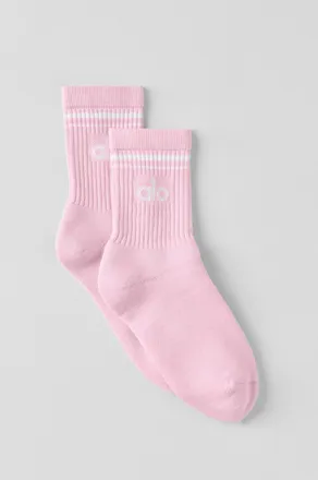 Alo | Half-Crew Throwback Socks in Pink Marshmallow/White, Size: Medium