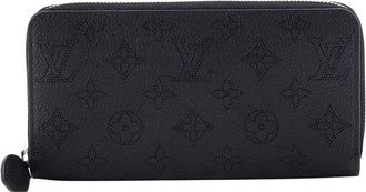 Louis Vuitton Black Mahina Leather Zippy Wallet (Authentic Pre-Loved)