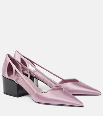 パンプス PRADA SLATE GREY SATIN DECOLLETE WITH CUT OUT Prada Slate grey satin décolleté with cut out | TheDoubleF