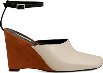 Ami Muiltjes met sleehak - Beige