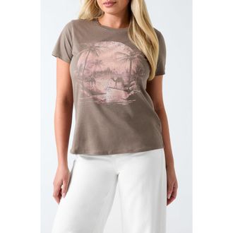 Guess Desert Mirage Graphic T-Shirt in Equestrian Brown at Nordstrom, Size X-Small