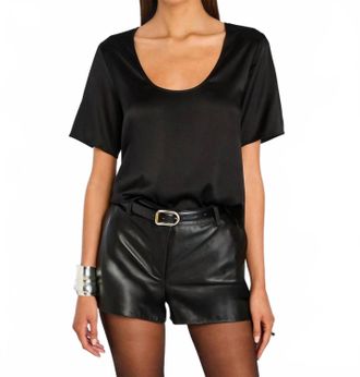 Retrof&ecirc;te Evangelista Silk Top In Black