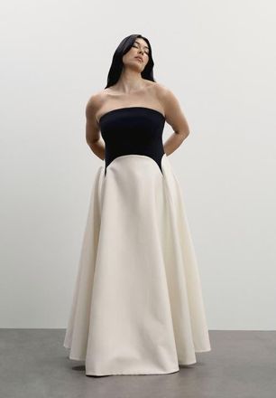11 Honor&eacute; Strapless Color-Blocked Satin Gown in Black Vanilla Ice at Nordstrom, Size 10