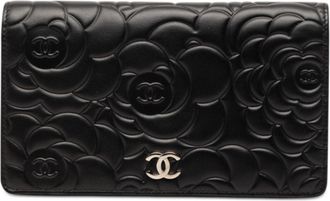 Chanel Black Leather Long Wallet (Bi-Fold) (Pre-Owned)