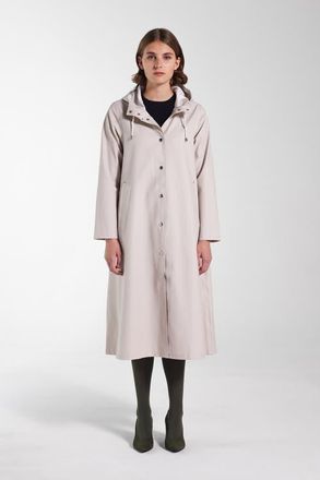Stutterheim Mosebacke Long Raincoat in Light Sand at Nordstrom, Size Medium