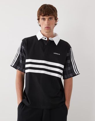 adidas Originals Polo regular fit nera stile rugby con dettagli a quadri scozzesi-Nero