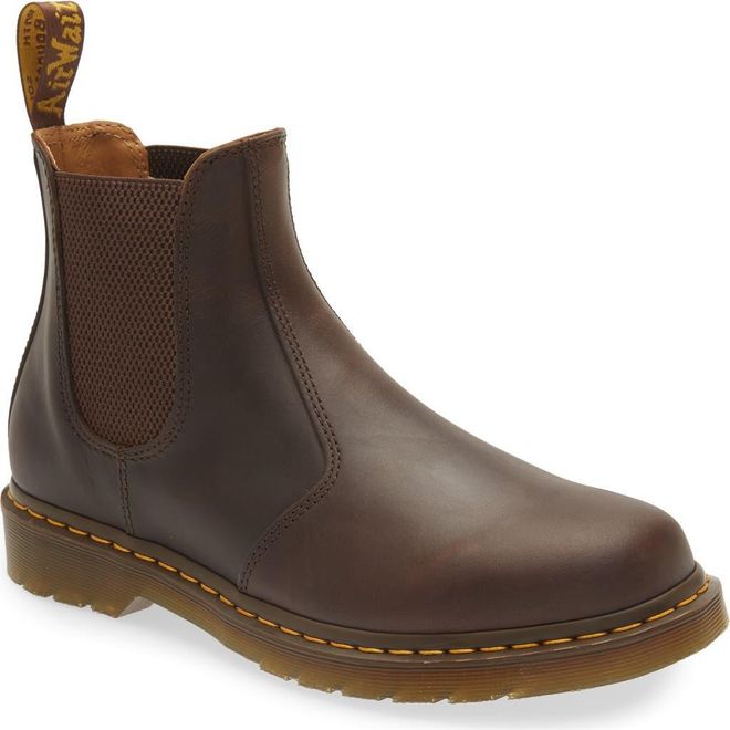 2976 Chelsea Boot in Dark Brown at Nordstrom, Size 14Us