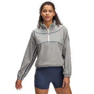 Under Armour Womens Weather Resistant Streamlined Performance Running Jacket in White - Size 10 UK