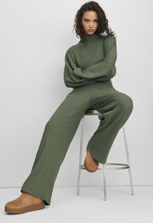 Alo | Ribbed Mid-Rise Reset Pants in Bamboo Green, Size: Medium