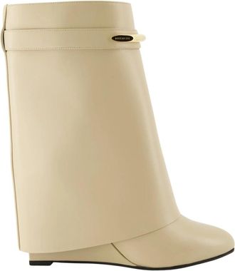 Givenchy Shark Enkellaarsjes - Dames - Hoge Laarzen - Beige - 40 EU - Leer - Schoenen