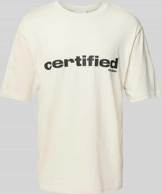 Review T-Shirt mit Label-Print in Ecru, Gr&ouml;&szlig;e XXL