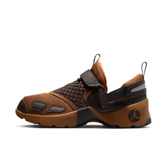Nike Jordan Womens Jordan Trunner LX Shoes in Brown | HQ2164-200