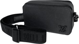 Louis Vuitton Black Noir Leather Shoulder Bag (Pre-Owned)