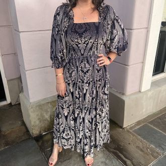 Fate Burnout Velvet Square Neck Midi Dress In Navy