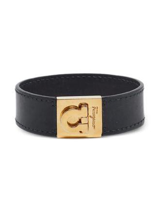 Ferragamo Gancini leather bracelet - women - Leather - One Size - Black