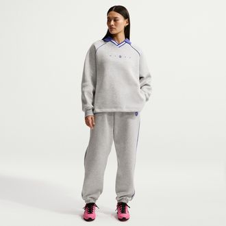 Nike Womens Nike Sportswear Phoenix Fleece Oversized High-Waisted Graphic Pants in Grey | IF0254-043