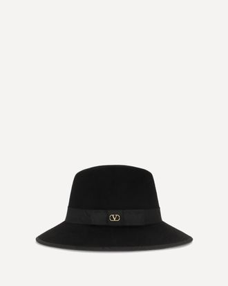 Valentino Garavani VLogo Signature Hat Female 57