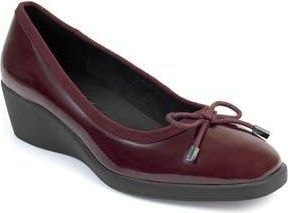 Aerosoles Tema Ballet Wedge Pump in Merlot Crinkle Faux Leather at Nordstrom Rack, Size 8.5
