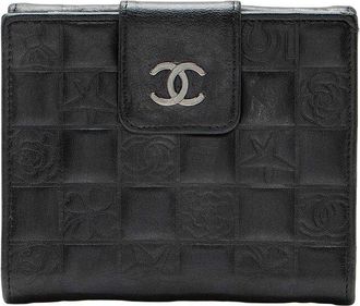 Chanel Vintage Embossed Lambskin Lucky Symbols French Purse Wallet (Authentic Pre-Loved)