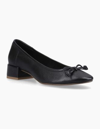 Hush Puppies Womens Hush Puppies Silvia Low Heel Leather Womens Black Round Court Shoes - Size: 8