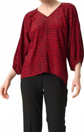 Soaked In Luxury Slalize Three Quarter Sleeve V-Neck Blouse In Salsa Square Print