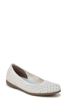 Life Stride Kallie Flat in White at Nordstrom Rack, Size 7.5