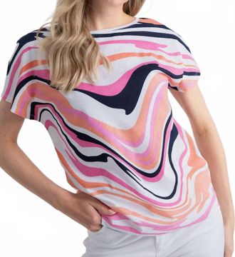Marble Scotland Swirls Short Sleeve Top In Pink Multi