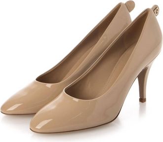 Ferragamo Womens Patent Leather Pumps In Beige