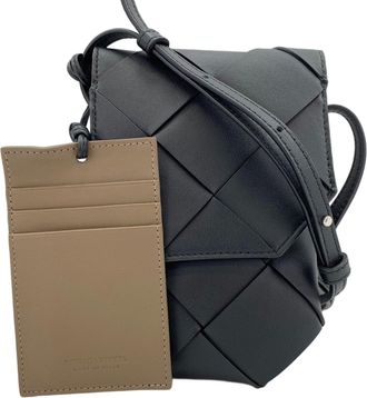 Bottega Veneta Black Pouch Shoulder Bag (Pre-Owned)