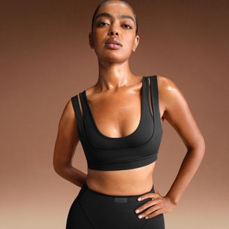 Nike Womens SKIMS Matte Double-Strap Scoop Bra in Black | BRSPT6022W-OBD