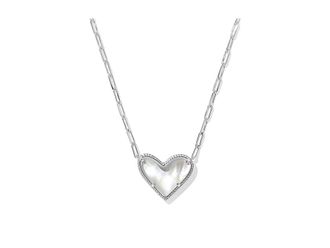 Kendra Scott Ari Heart Statement Short Pendant Womens Necklace Womens Necklace Silver Ivory Mother-of-Pearl, Brass