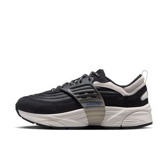 Nike Jordan Mens Jordan Trunner O/S SE Shoes in Black | IO2344-012