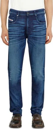 Diesel Slim Regular Waist 2062 D-Strukt Joggjeans, Dark blue, Zip fly