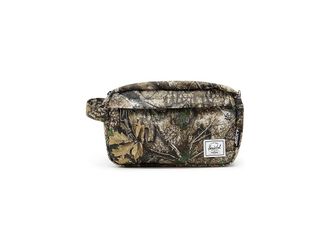 Herschel Realtree(r) Chapter Travel Kit Cosmetic Case Realtree Apx Camo, Polyester