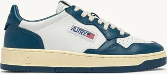 Autry MEDALIST LOW BICOLOR SNEAKERS IN WHITE AND MALLARD BLUE LEATHER