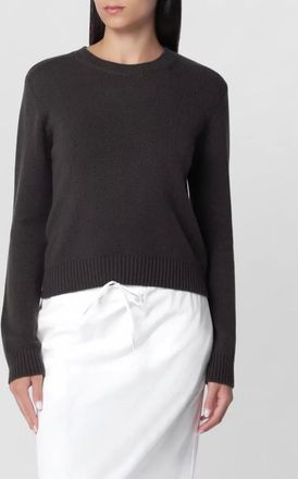 Lisa Yang jumper