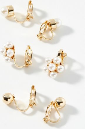 Simons Womens Timeless pearl earrings Set of 3