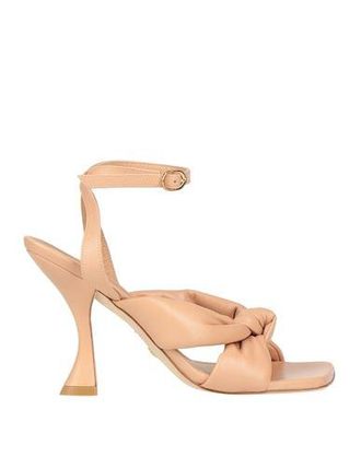 Stuart Weitzman SCHUHE - Sandalen auf YOOX.COM