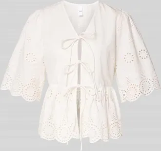Vero Moda Regular Fit Bluse mit Lochstickereien Modell Cornelia in Weiss, Gr&ouml;&szlig;e 34