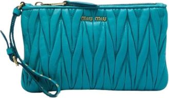 Miu Miu Pre-owned gewatteerde clutch van lamsleer - Dames - Pre-owned - Blauw - Maat: ONE Size Leer