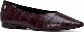 Xti Womens Casual Ballet Flats In Burgundy