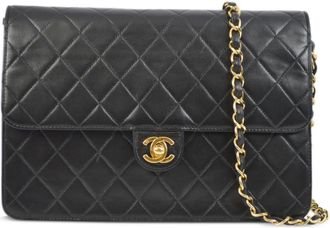 Chanel 2000 medium Half Flap shoulder bag - women - Lambskin - One Size - Black