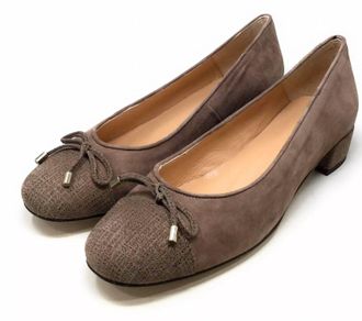 Andr&eacute; Assous Womens Vera Flat Sandal In Taupe