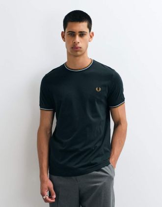 Fred Perry T-shirt con doppio bordo in verde scuro
